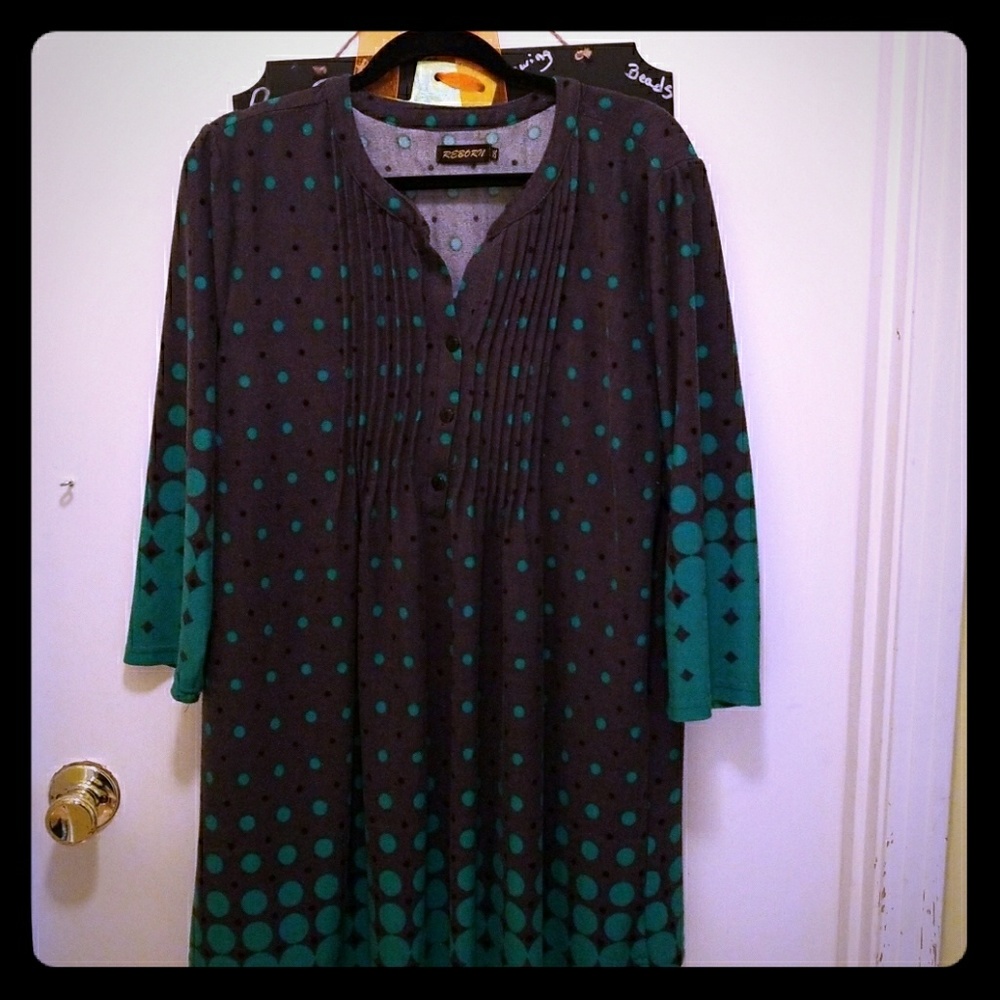 Knit 2x top.  Lovingly worn
